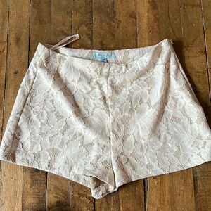 Lace zip up shorts size M